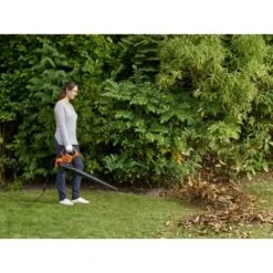 Black & Decker Black+Decker 3-in-1 Elektro-Laubsauger Und Bläser BEBLV301 3.000 W 30 Black & Decker Black+Decker 3-in-1 Elektro-Laubsauger Und Bläser BEBLV301 3.000 W -Garten & Außenbereich 5035048705216 1138 10