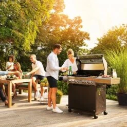 Jamestown 4-Brenner Gasgrill Knox 15 Jamestown 4-Brenner Gasgrill Knox -Garten & Außenbereich 5248067 AB01 070221