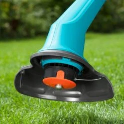 Gardena Elektro-Rasentrimmer SmallCut 300/23 16 Gardena Elektro-Rasentrimmer SmallCut 300/23 -Garten & Außenbereich 6235154 A 02