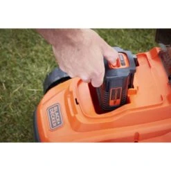 Black & Decker Black+Decker Akku-Rasenmäher 36 V/2x 2,5 Ah 38 Cm BCMW3336L2 13 Black & Decker Black+Decker Akku-Rasenmäher 36 V/2x 2,5 Ah 38 Cm BCMW3336L2 -Garten & Außenbereich 838013 2012 838013 F188